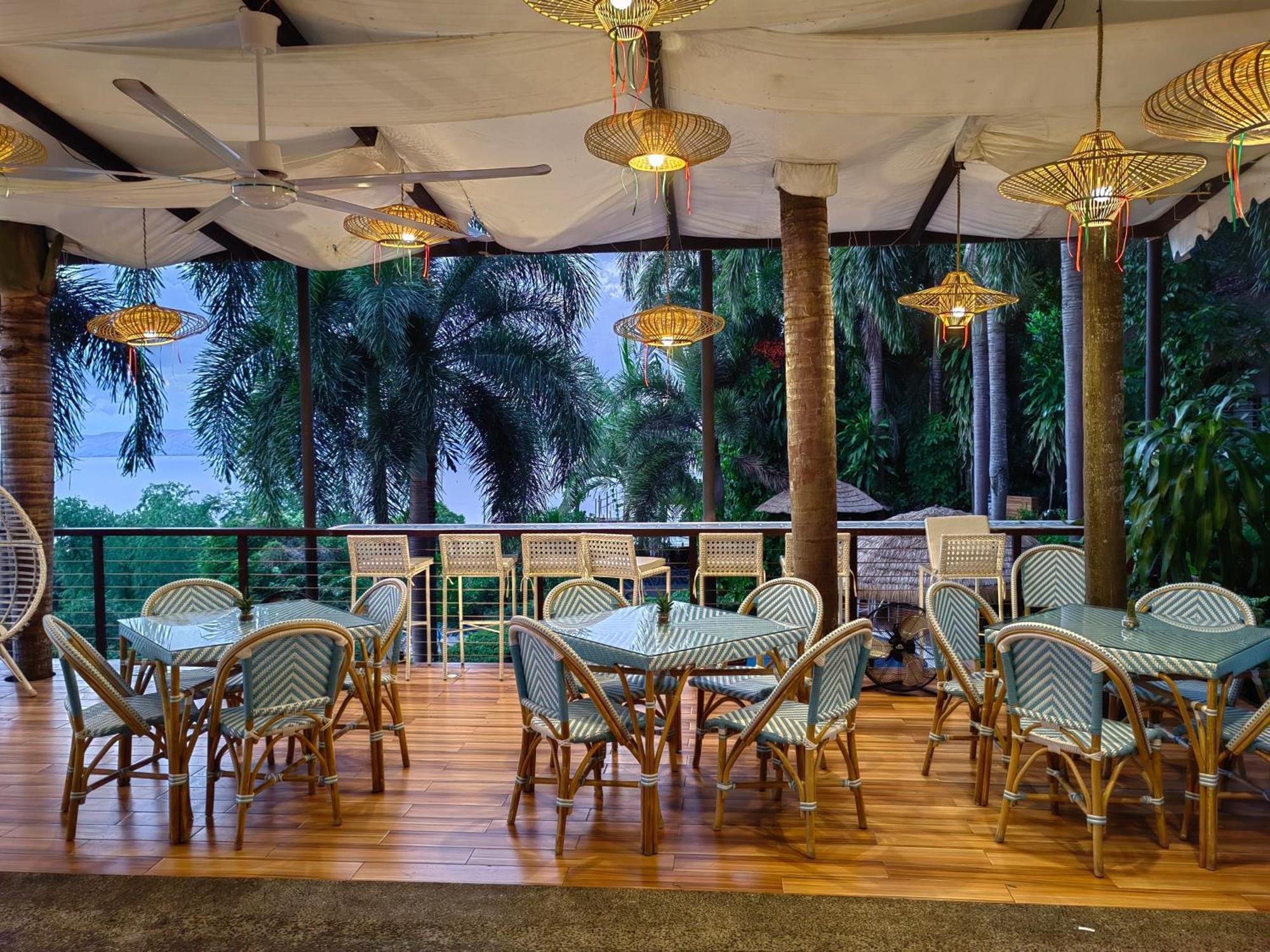 Villas By Eco Hotels Mataasnakahoy Exterior photo